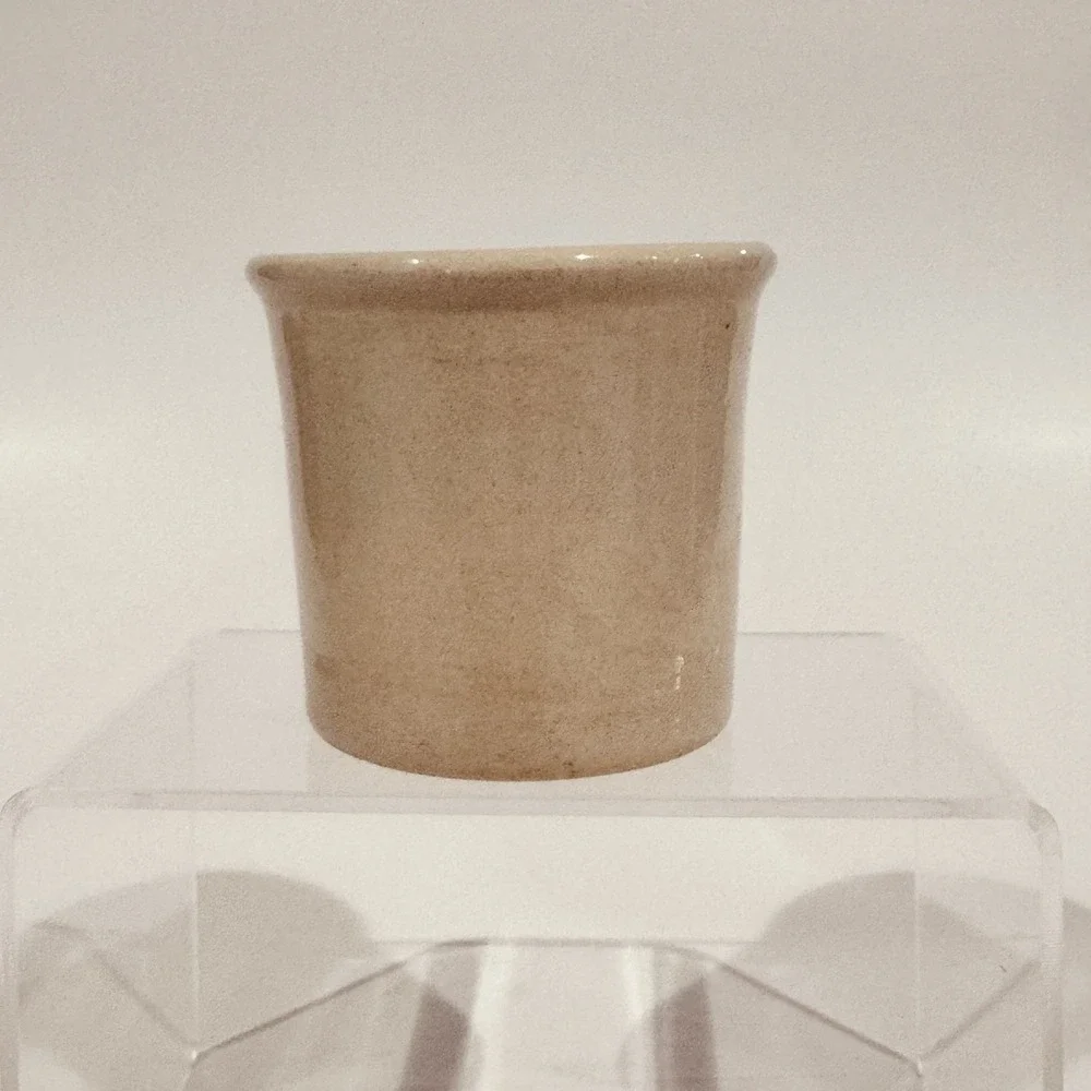 Yesteryears Pottery Small 2.5